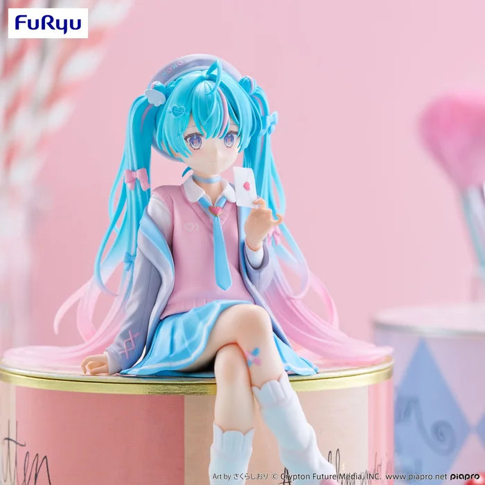 Hatsune Miku: Love Blazer Ver. Noodle Stopper Figure