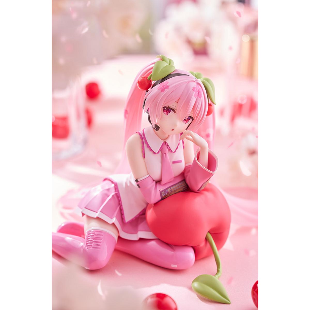 Sakura Miku Desktop Cute Figure (Cherry Cushion Ver.)