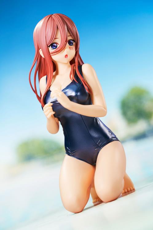 The Quintessential Quintuplets Celestial Vivi Miku Nakano (School Style Ver.)