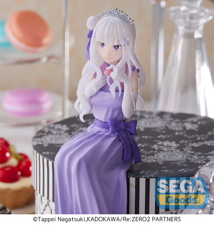 Re:Zero Starting Life in Another World Emilia (Dressed Up Party Ver.) Premium Perching Figure