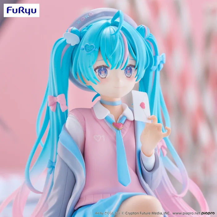 Hatsune Miku: Love Blazer Ver. Noodle Stopper Figure