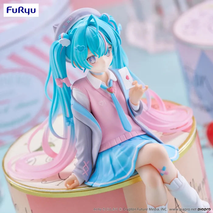 Hatsune Miku: Love Blazer Ver. Noodle Stopper Figure